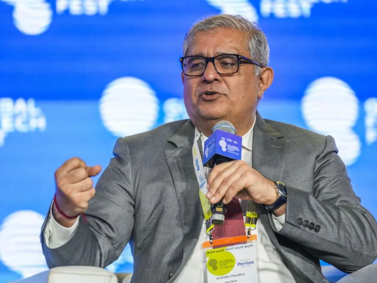 Banks will lose out if they don't partner fintechs: Axis Bank CEO फिनटेक संग साझेदारी नहीं तो नुकसान, ऐक्सिस बैंक के CEO ने दिया बयान