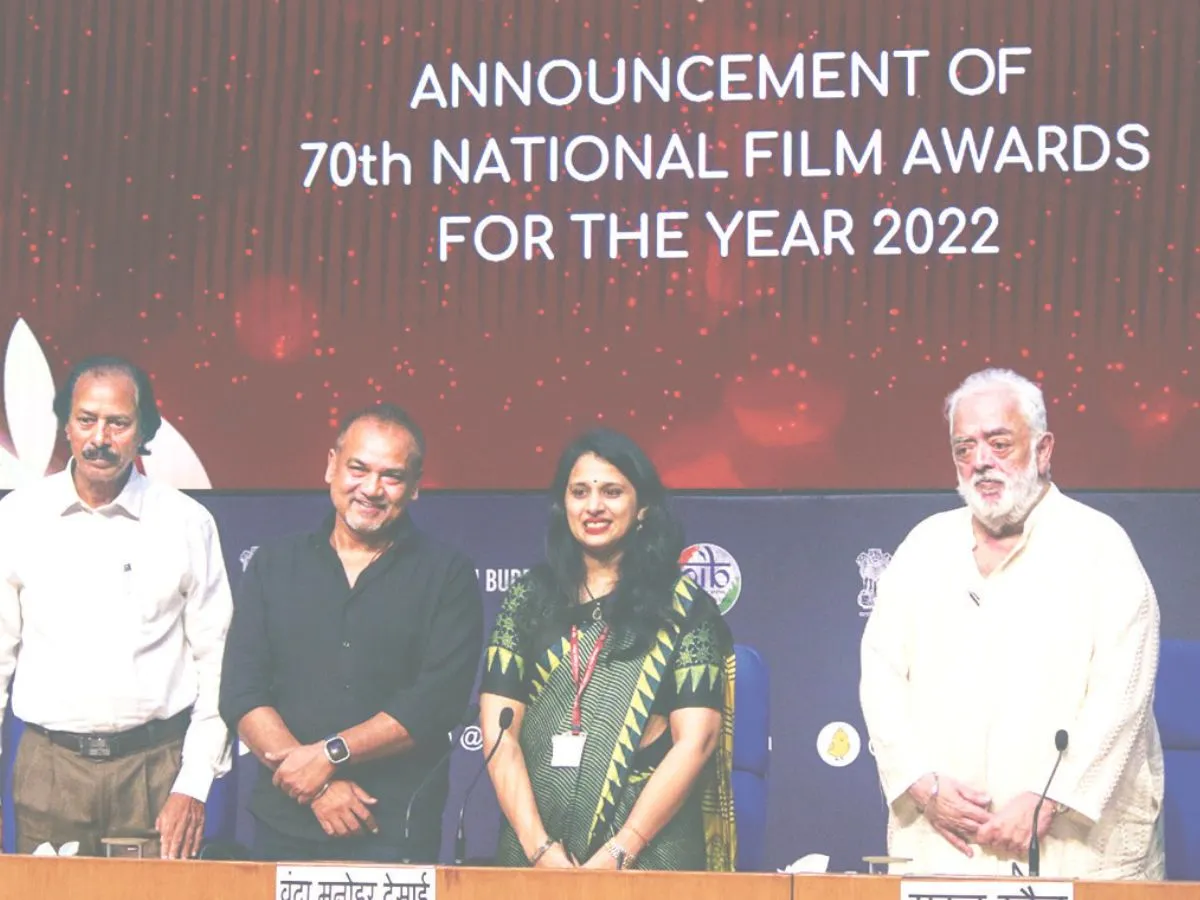 'Aattam: The Play' gets the Best Feature Film award, regional cinema dominates the National Film Awards ‘आट्टम: द प्ले’ को सर्वश्रेष्ठ फीचर फिल्म का पुरस्कार, राष्ट्रीय फिल्म पुरस्कारों में क्षेत्रीय सिनेमा का बोलबाला