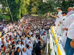 Haryana Assembly Elections: Some uncle stood against some grandson, election contest became interesting in Haryana Haryana Assembly Elections: कोई चाचा तो कोई पोते के खिलाफ खड़ा, हरियाणा में रोचक हुआ चुनावी मुकाबला