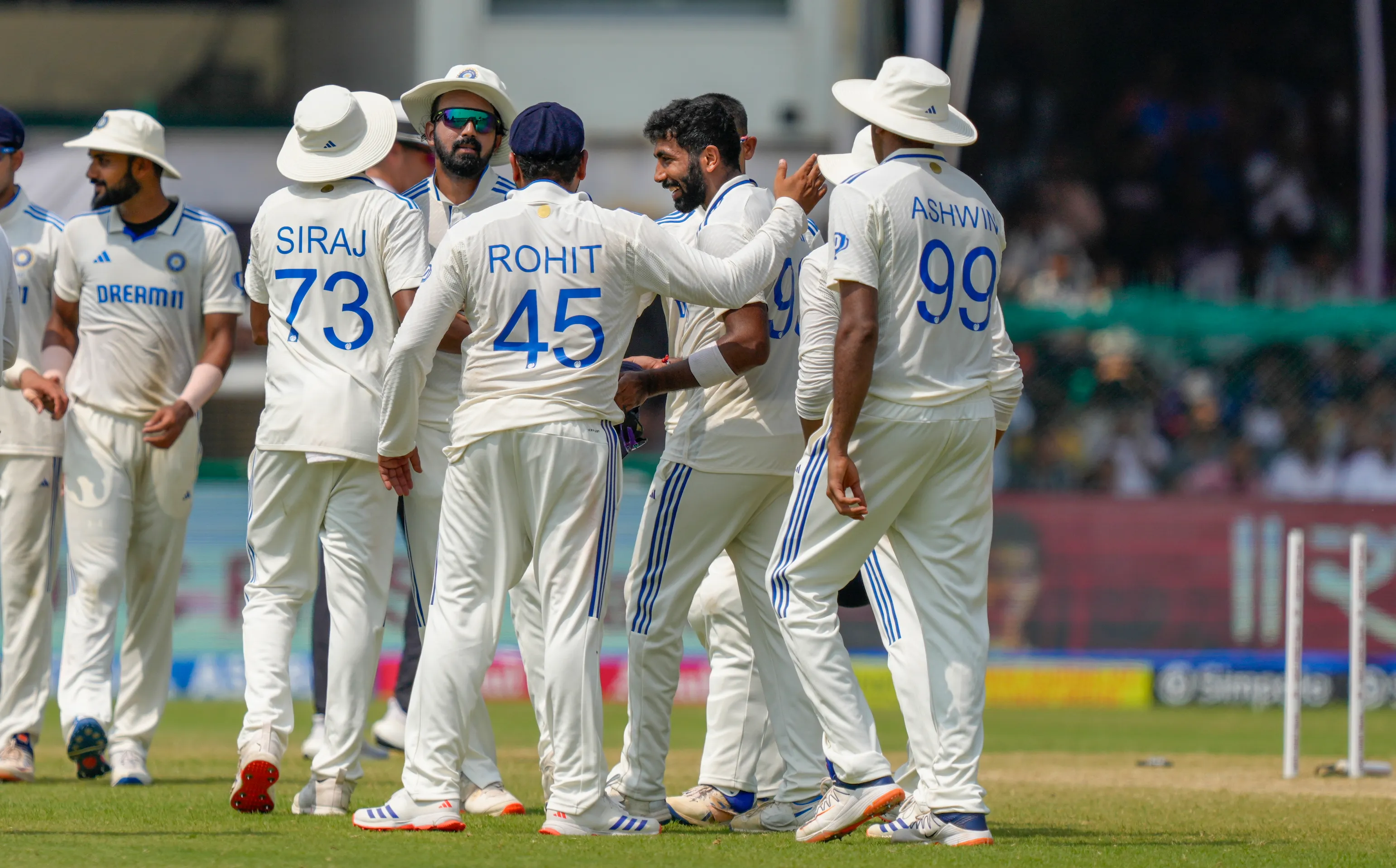 Ind vs NZ, 2nd Test, Day 1: Ashwin got two successes but New Zealand scored 92 runs for two wickets till lunch अश्विन को मिली दो सफलता लेकिन न्यूजीलैंड ने लंच तक दो विकेट पर 92 रन बनाये