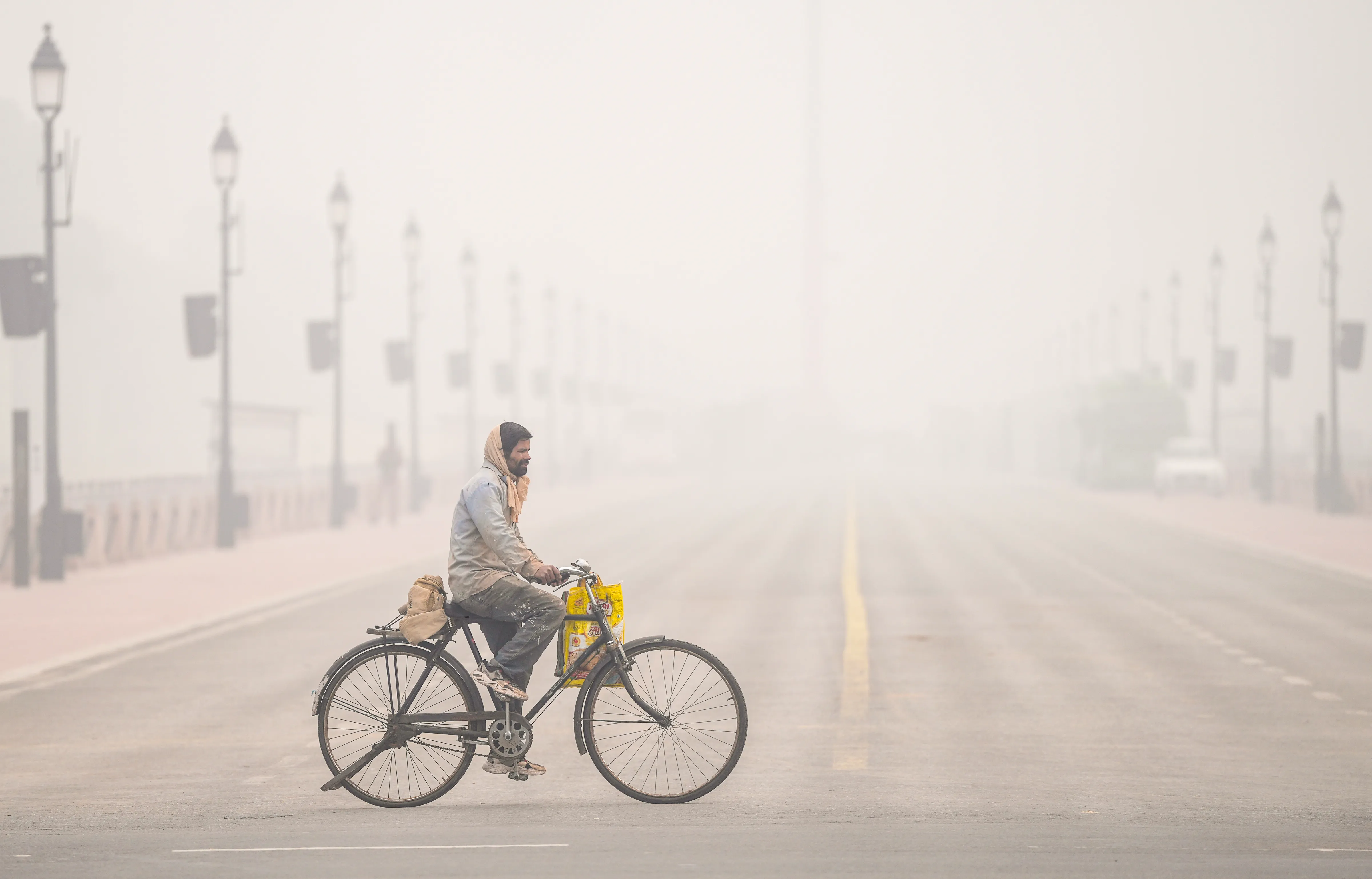 Weather: Fog in Delhi