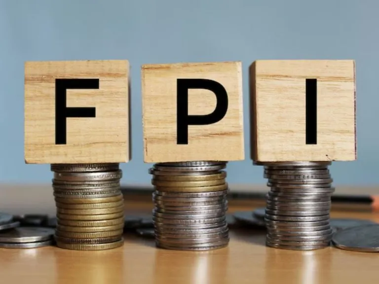 महंगा कच्चा तेल और कमजोर रुपया बना FPI के लिए चिंता, सितंबर में 20,974 करोड़ निकाले