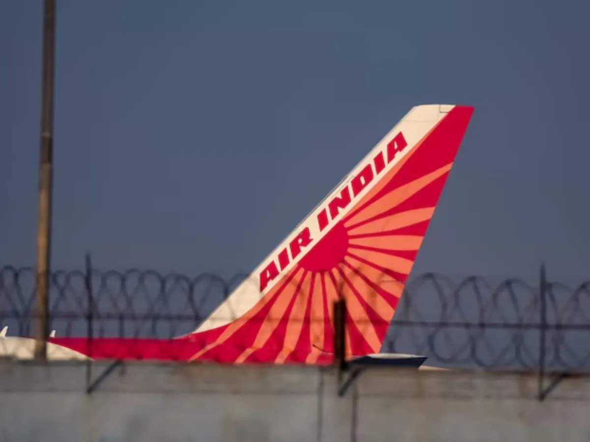 एयर इंडिया ने ओनर्स से मांगी ₹10,000 करोड़ की मदद, अहमदाबाद हादसे और एयरस्पेस पाबंदियों से बढ़ा संकट Air India Funding