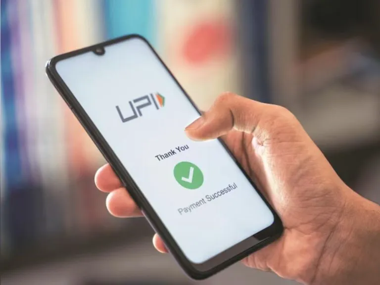 UPI Charges: ₹5,000 या ₹1 लाख का भुगतान करने पर कितना लगेगा शुल्क? समझें नया नियम