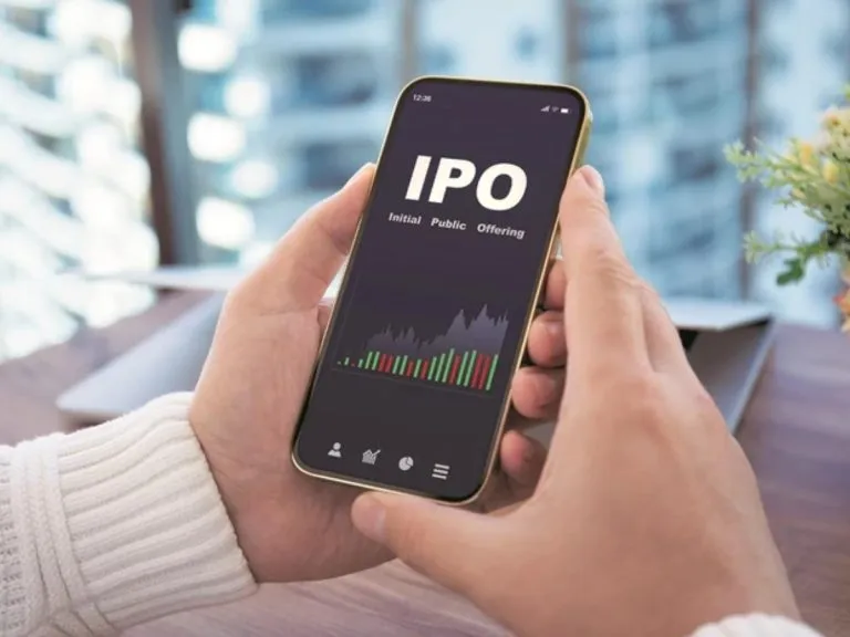 मणिपाल पेमेंट IPO लिस्टिंग: कमजोर शुरुआत, NSE पर 2.65% डिस्काउंट पर लिस्ट; फिर 4% से ज्यादा टूटा शेयर मणिपाल पेमेंट IPO लिस्टिंग: कमजोर शुरुआत, NSE पर 2.65% डिस्काउंट पर लिस्ट; फिर 4% से ज्यादा टूटा शेयर