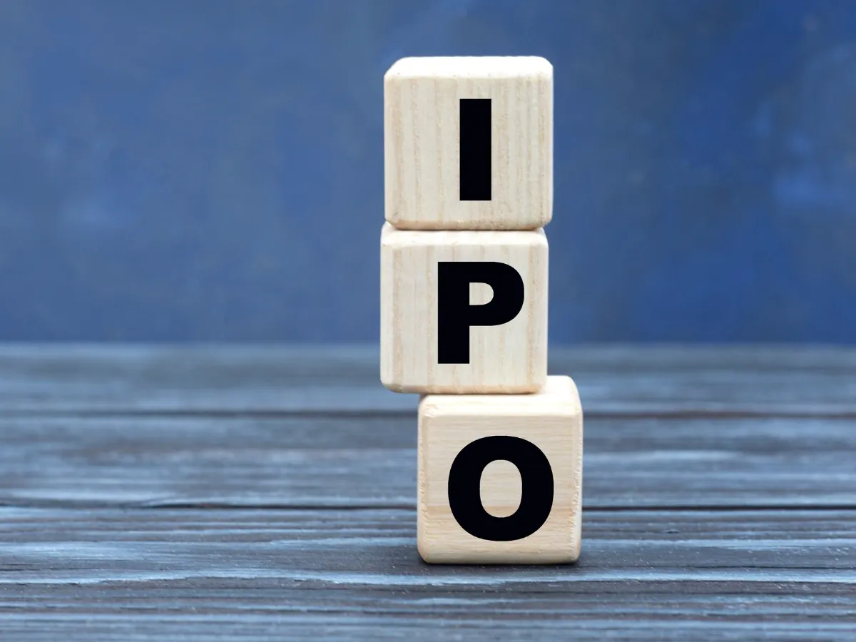 IPO