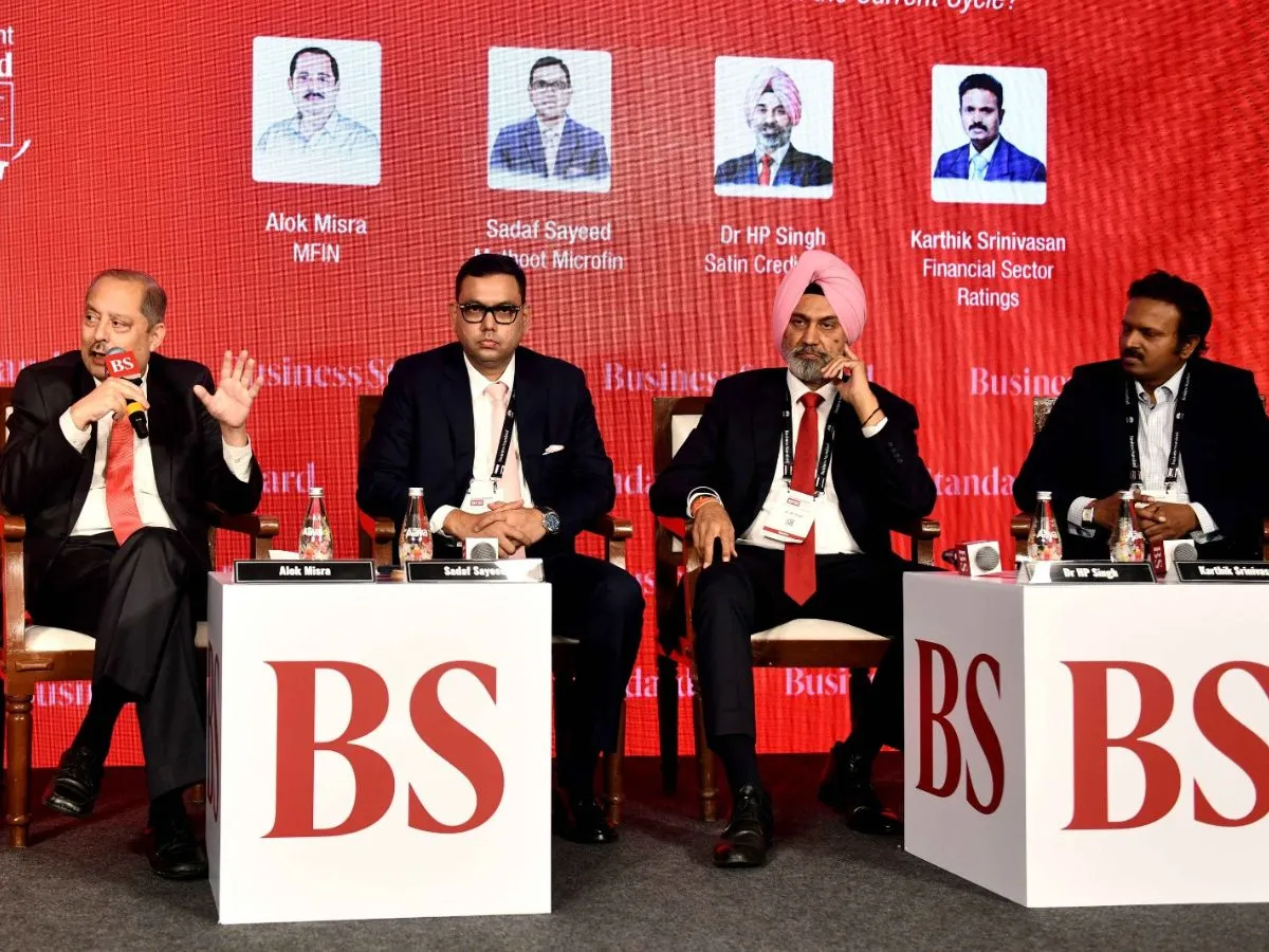 नकदी संकट के बाद माइक्रोफाइनैंस सेक्टर में दिखे सुधार के शुरुआती संकेत, इंडस्ट्री को गारंटी फंड से उम्मीदें Microfinance