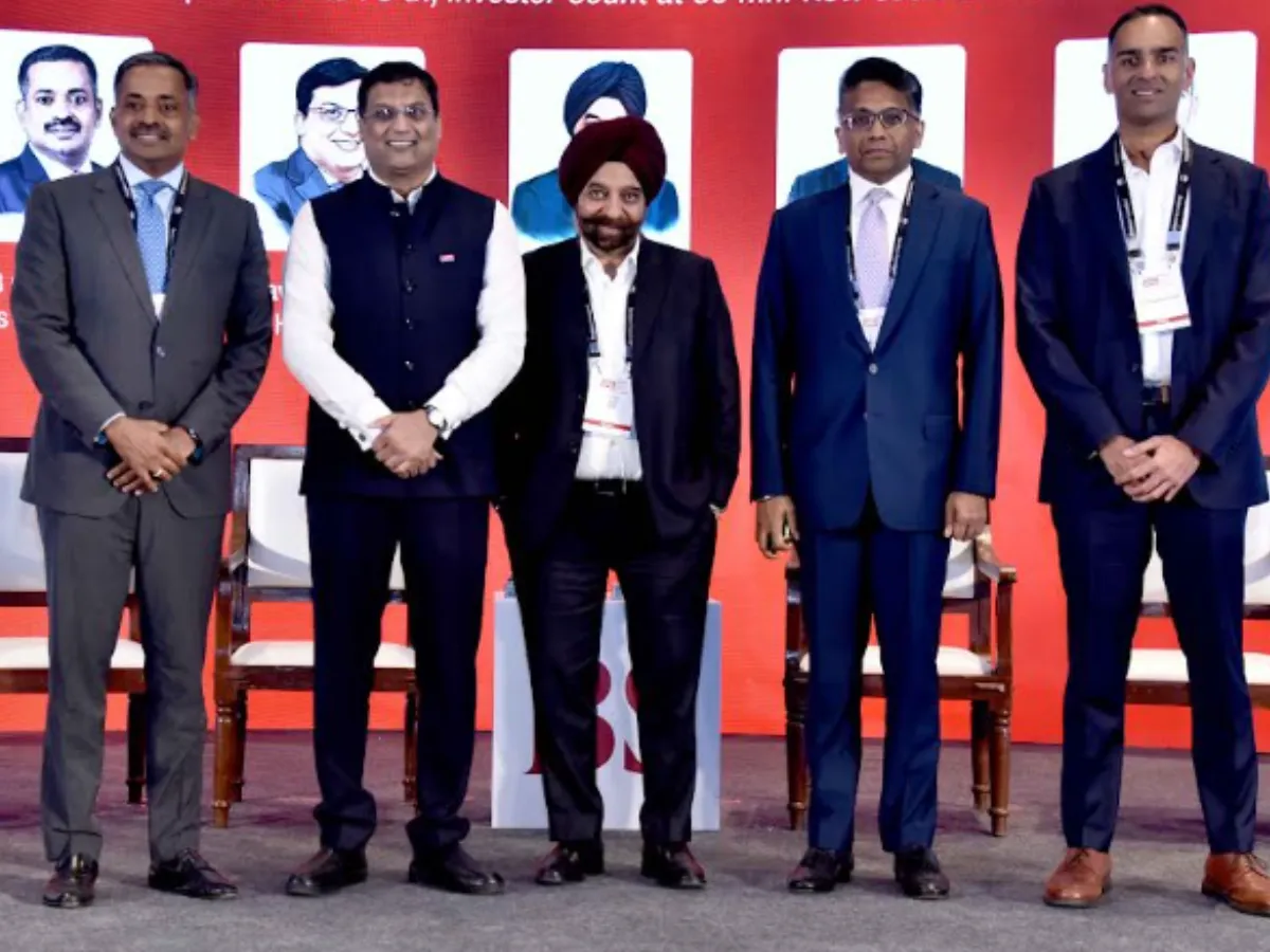 बाजार डगमगाए, मगर निवेश मत रोकिए! फंड गुरुओं ने बताया पैसा बढ़ाने का असली राज Mutual Fund CEOs