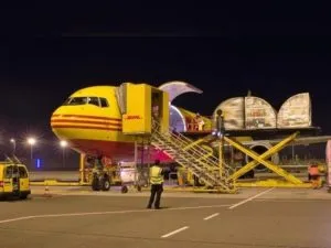 DHL
