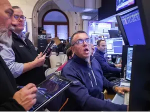 Stock trader's guide to navigating supply disruption amid Iran war