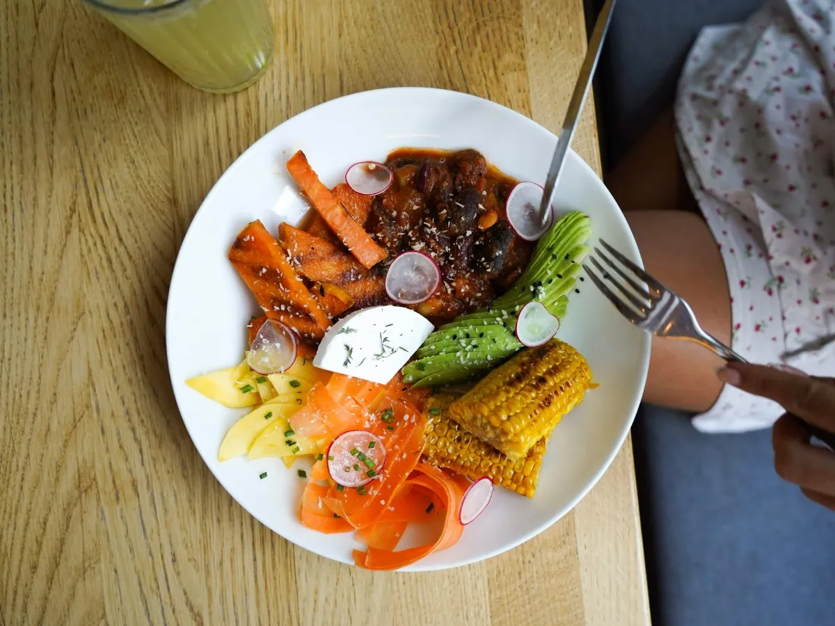 टैक्स सेविंग का नया 'गेम चेंजर'? मील वाउचर पर ₹200 की छूट, जानें कैसे बढ़ेगी आपकी टेक-होम सैलरी