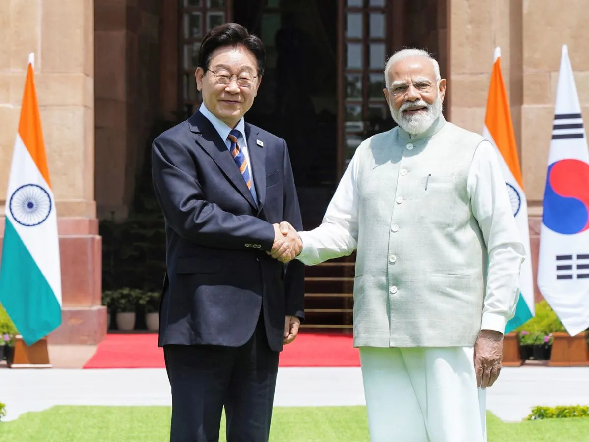 Modi Lee Meeting