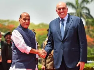 Rajnath Singh Guido Crosetto