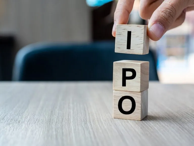 ARCIL IPO Listing: ₹139 पर सपाट लिस्टिंग, फिर 4% से ज्यादा टूटा शेयर; GMP दे रहा था 8.6% फायदे का संकेत ARCIL IPO Listing: ₹139 पर सपाट लिस्टिंग, फिर 4% से ज्यादा टूटा शेयर; GMP दे रहा था 8.6% फायदे का संकेत