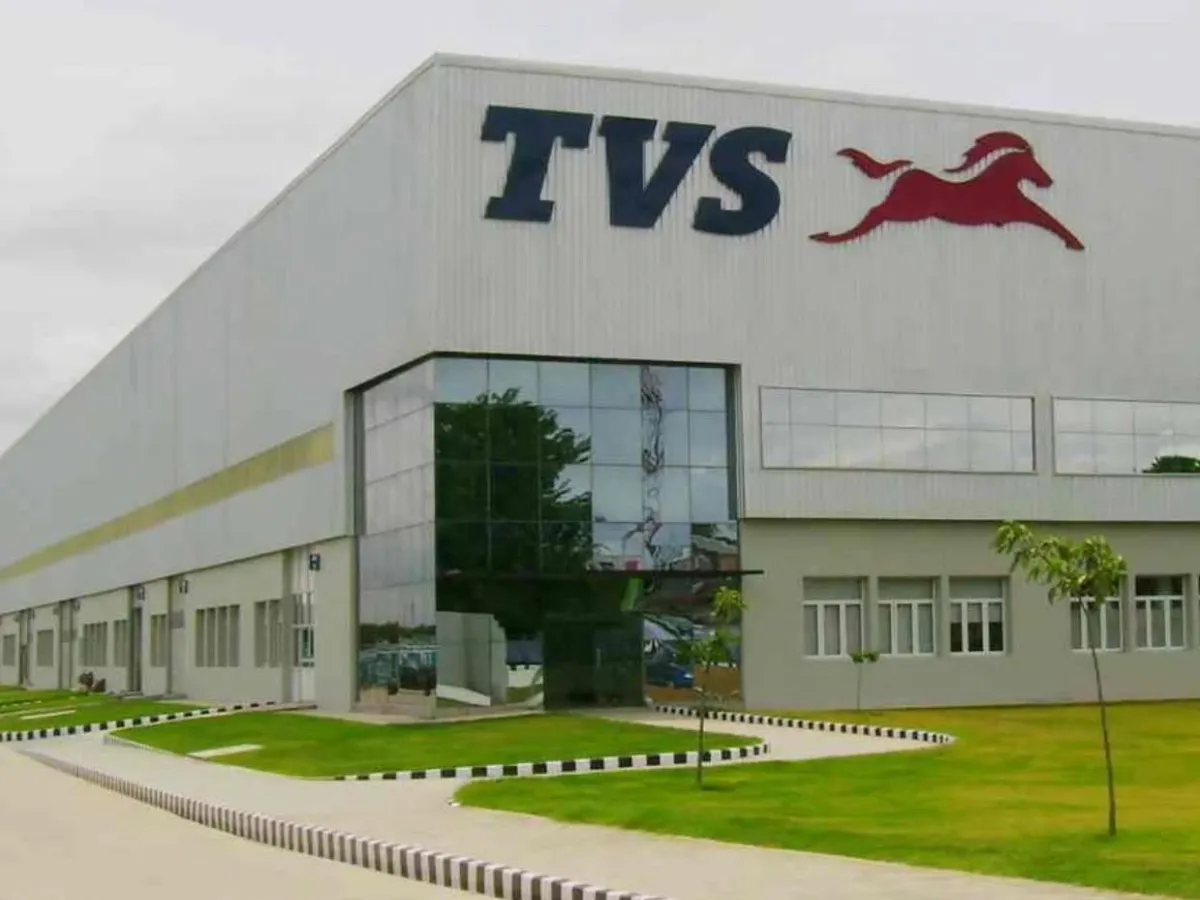 TVS Motor: 3% उछला शेयर, Q1 नतीजों के बाद क्या करें निवेशक? ब्रोकरेज ने जताया 15% अपसाइड का अनुमान