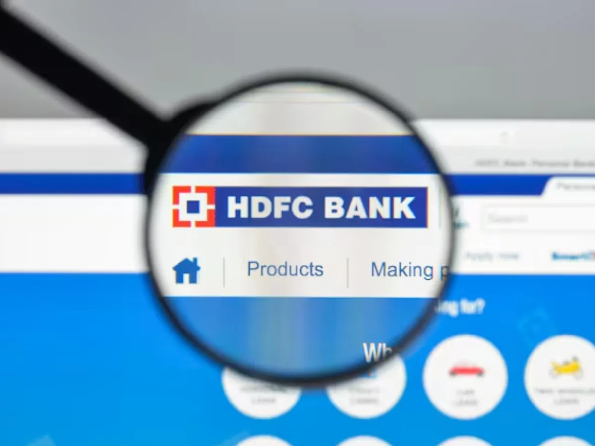 HDFC Bank ने घटाई MCLR, क्या अब सस्ता होगा आपका लोन? जानिए किन ग्राहकों की EMI पर पड़ेगा सीधा असर