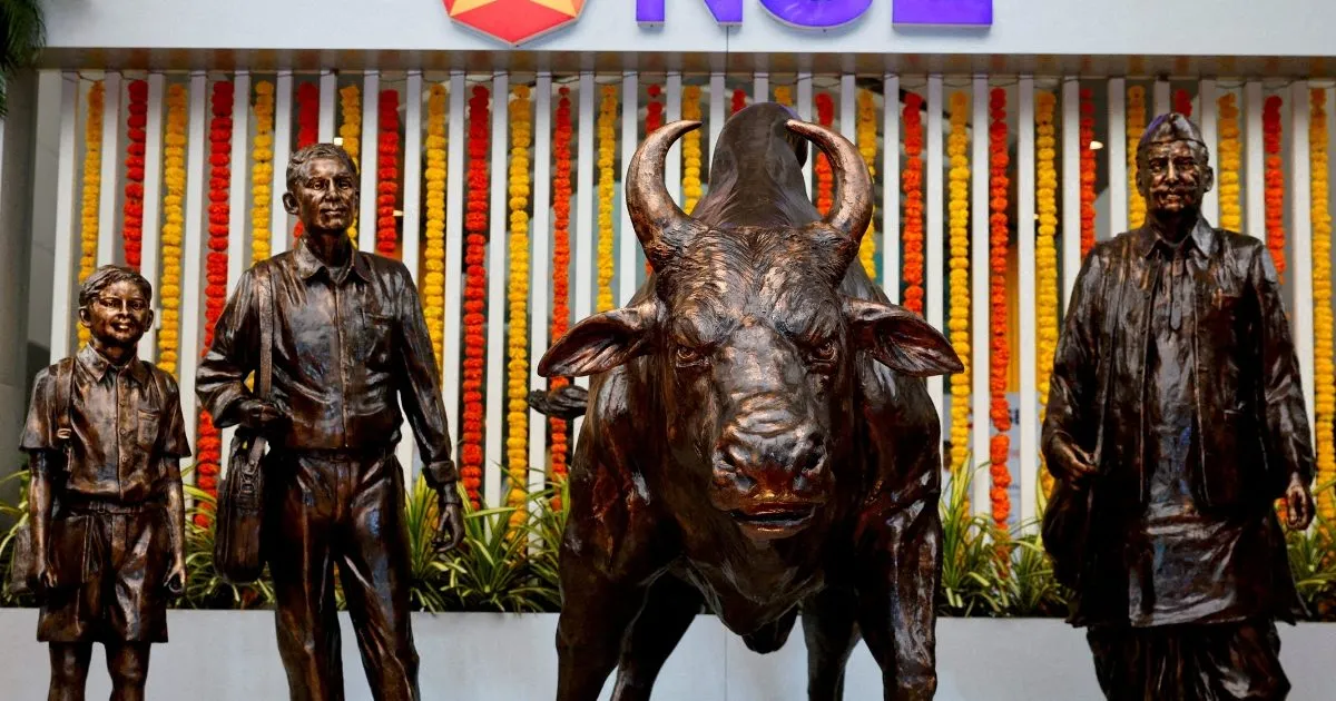 OFS में शेयर बेचे, फिर भी बड़े निवेशकों ने NSE से नहीं घटाया बड़ा दांव