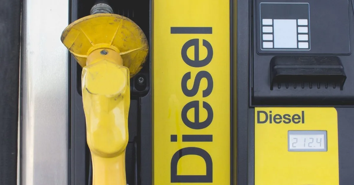 Photo: Business Standard Indian State Refiners Keep Fuel Prices Steady Despite Rising Crude Costs